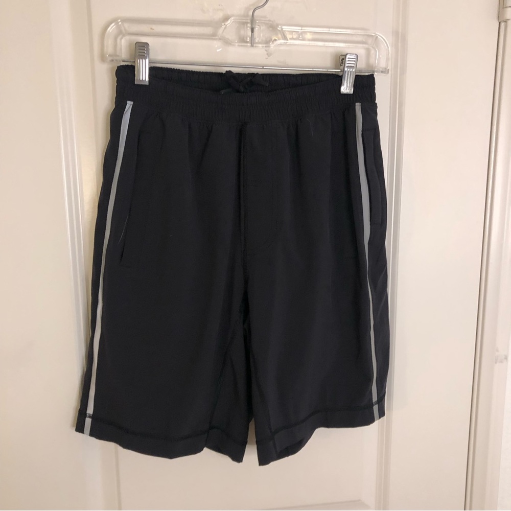 Lululemon Shorts Mens Black Athletic with compression shorts inside small hybrid